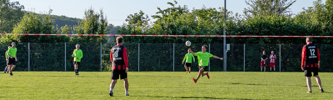 Die Faustballer des TSVS in Spiel gegen Satus Basel NS (Foto: Kurt Althaus, Frenkendorf)